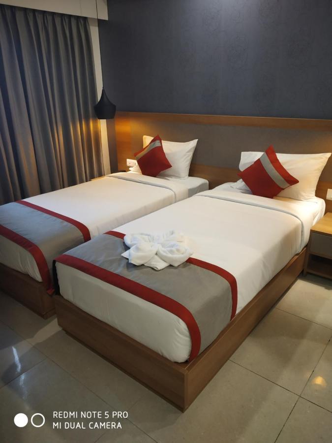 Parkwood Suites Kadubeesanahalli-Fully Vaccinated Staff Bangalore Exterior photo